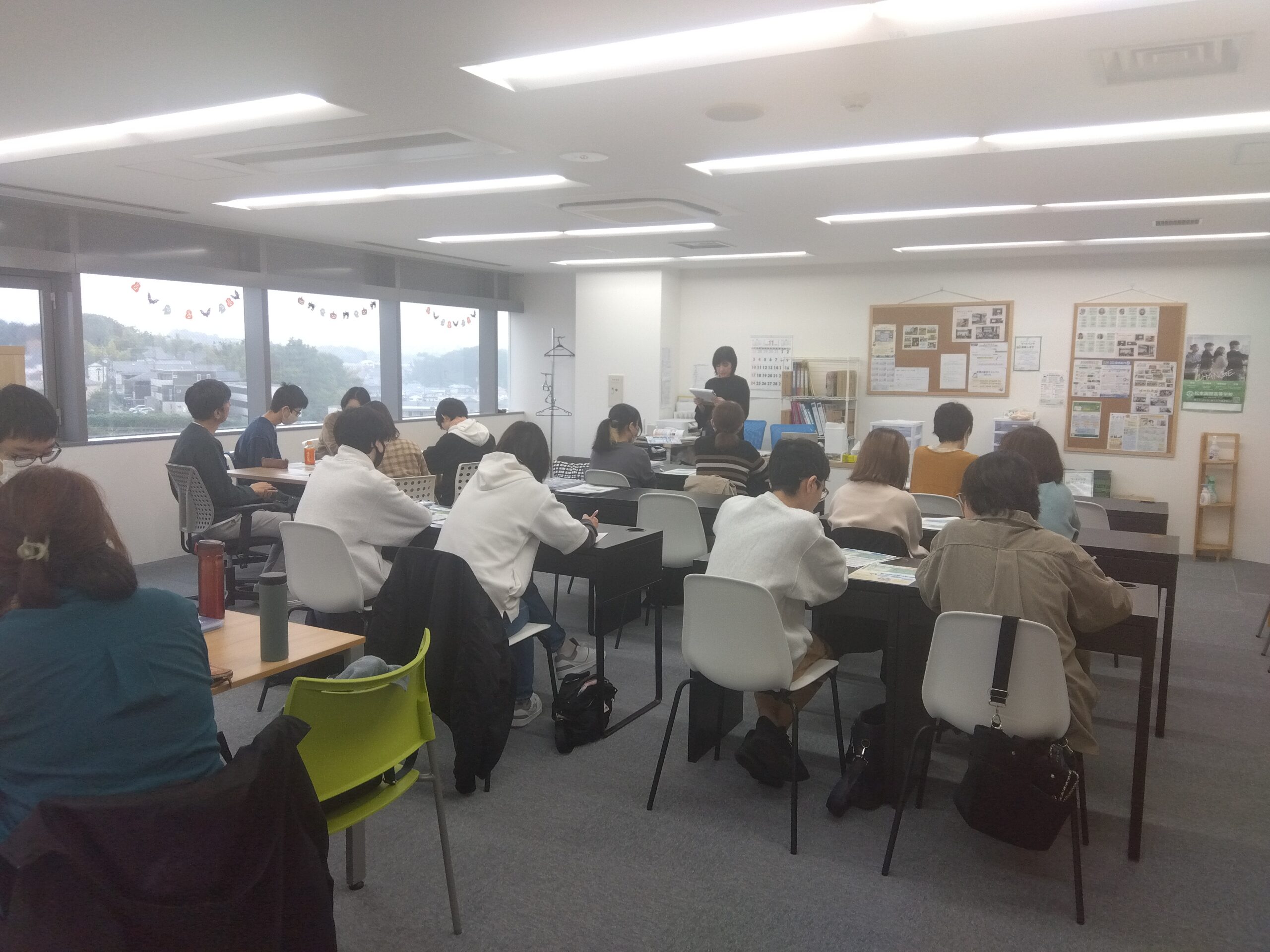 教育アカデミー大学部の説明会を実施しました。
